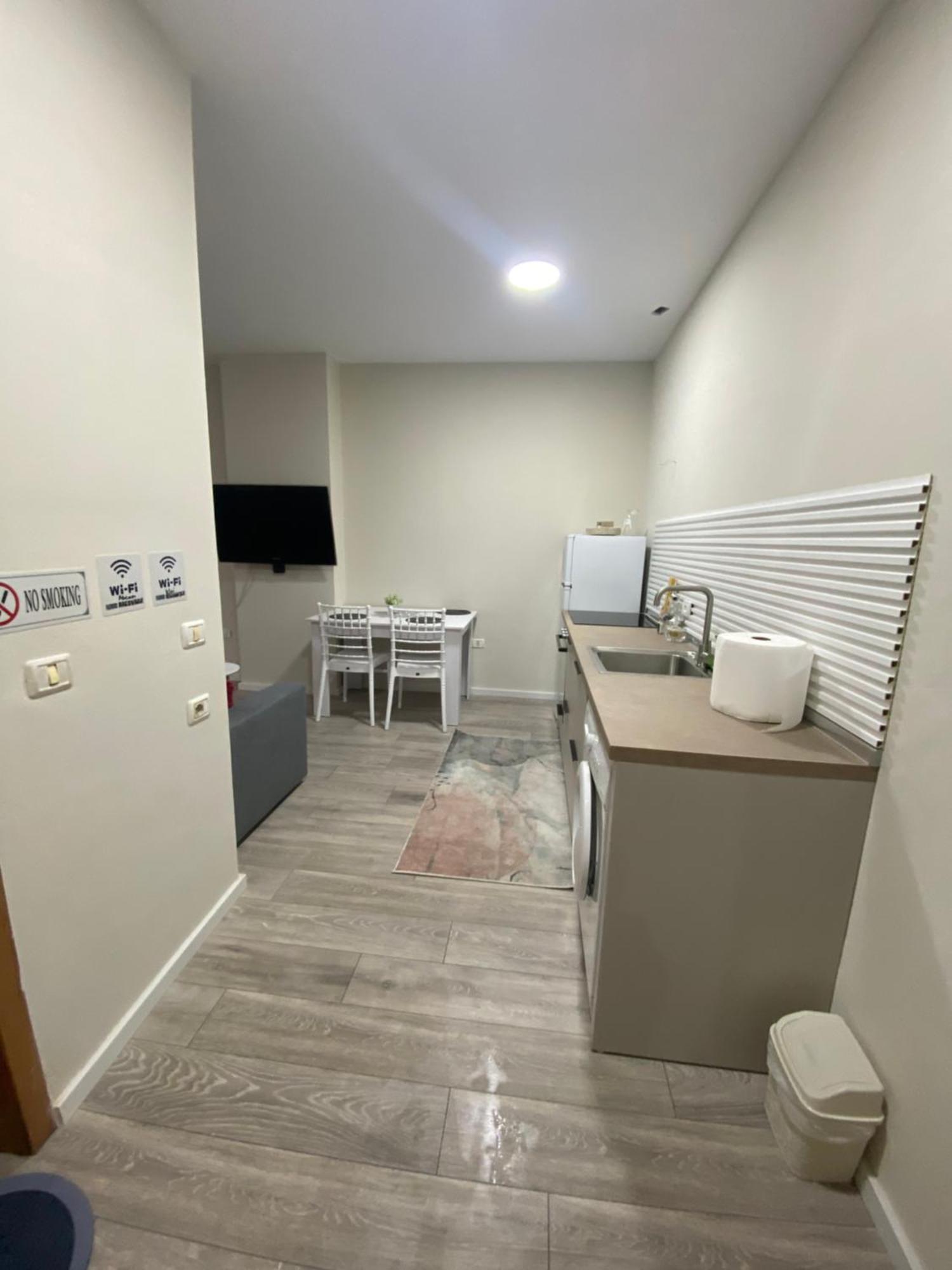 Chlo Apartment 5 Tirane Exterior foto